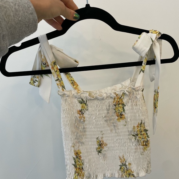 Show me your mumu set in “sunny side floral” - Picture 3 of 5